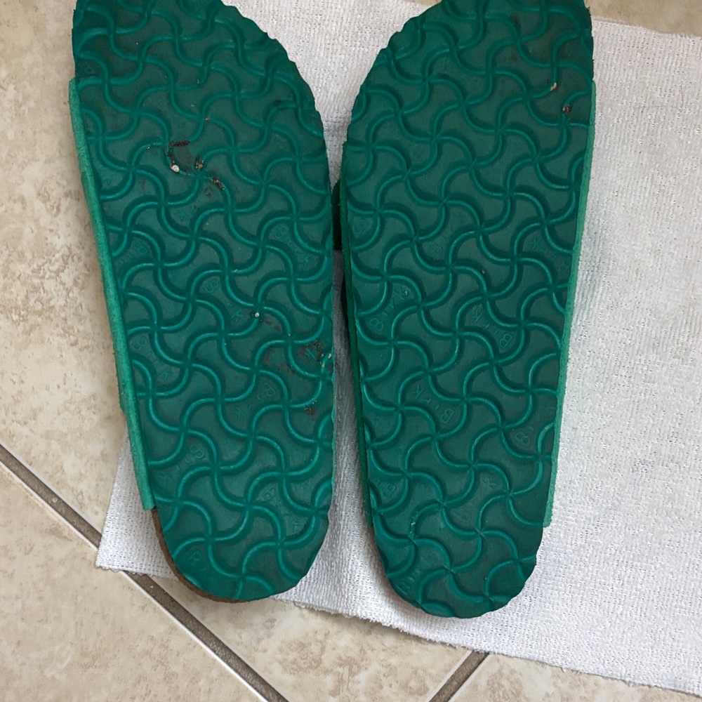 Birkenstock “Digital Green” Suede Buckle Sandals - Picture 4 of 4